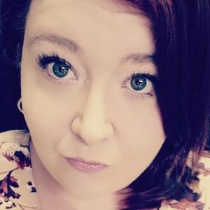 Meet your Posher, Marikate